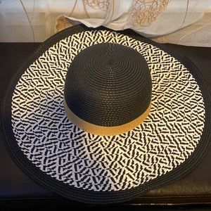 EUC Floppy Brim Hat
